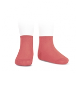 CONDOR Girls' Basic Ankle Socks in Coral
