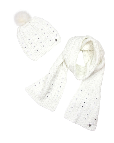 Le Chic Hat and Scarf White