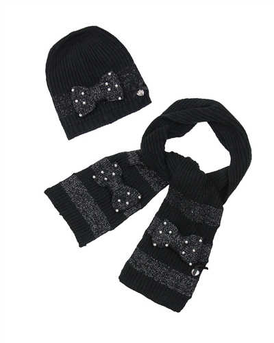Le Chic Hat and Scarf Set in Black